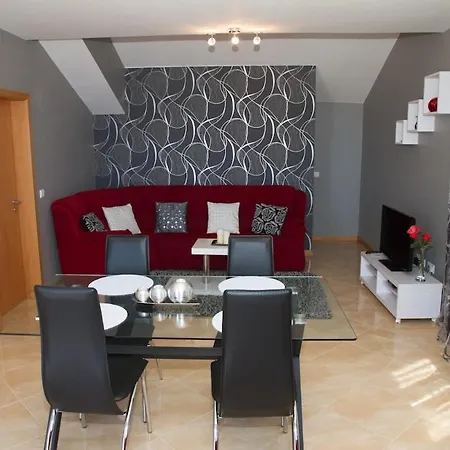 Lovely Place For An Excellent Vacation Арку-да-Кальета