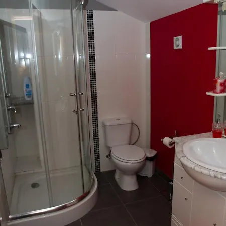 Lovely Place For An Excellent Vacation Апартаменты *