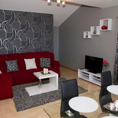 Lovely Place For An Excellent Vacation Апартаменты *